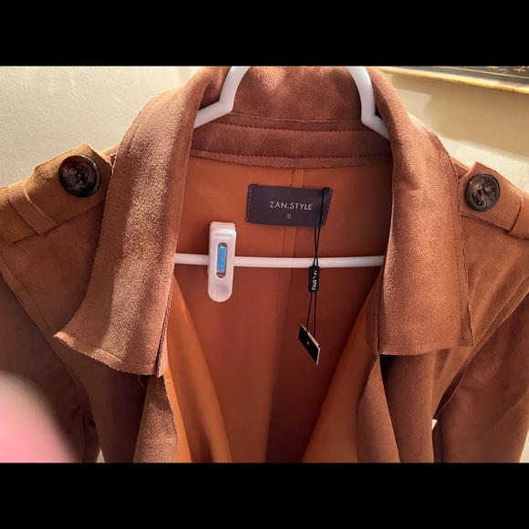Magnificent NWT ultra suede coat. - Picture 3 of 3